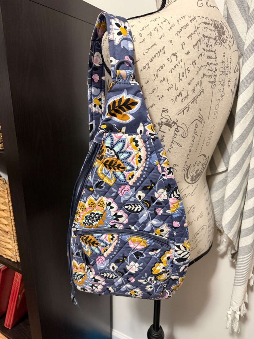 Quilted Floral Crossbody Sling Bag - Navy